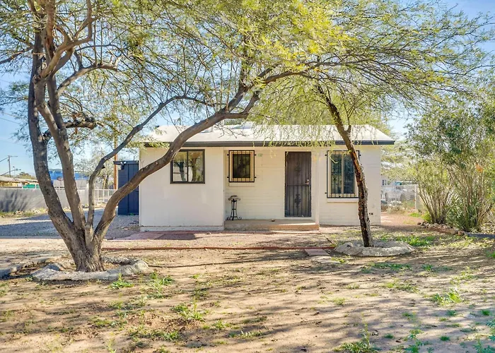4 Mi To Dtwn & Gem Show! Pet-friendly Holiday home *