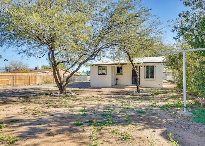 4 Mi To Dtwn & Gem Show! Pet-friendly Holiday home